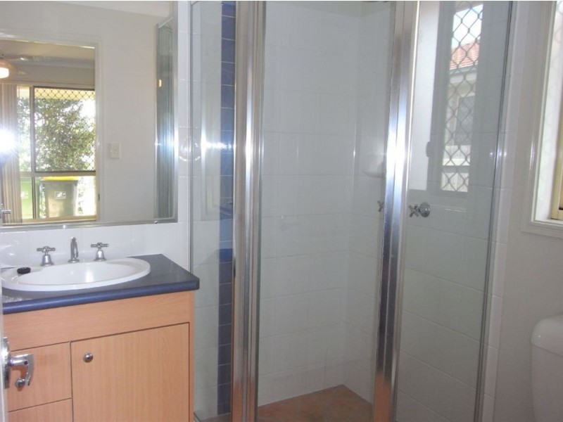 1/11 Lady Bowen Parade, Rothwell QLD 4022