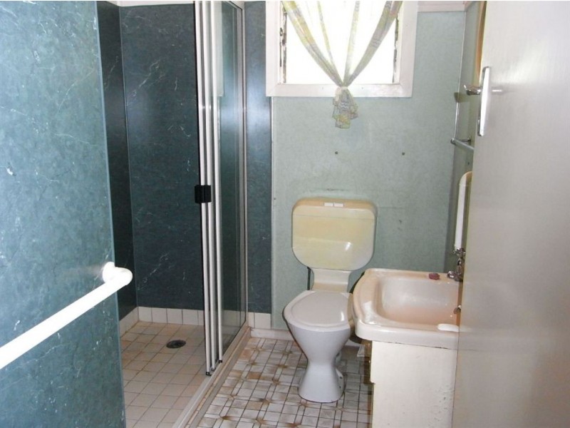 9 Weaber Street, Clontarf QLD 4019