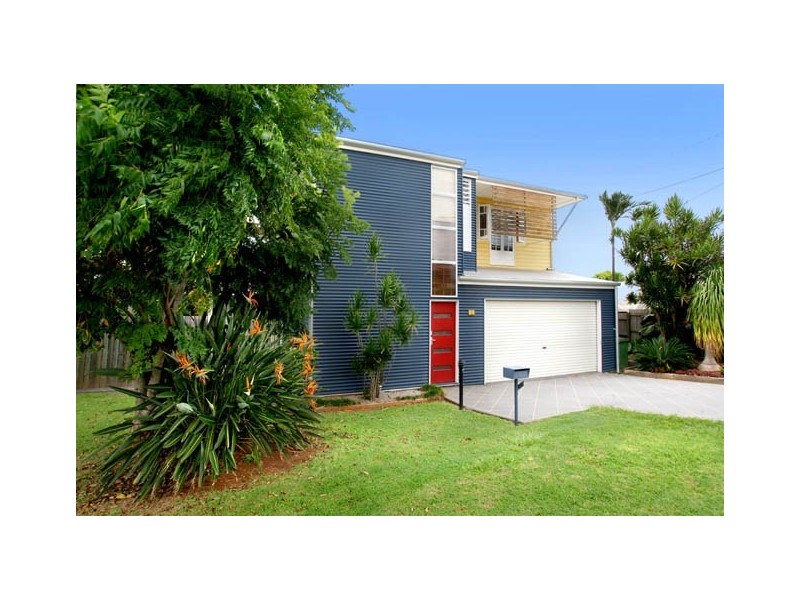 10 Alexander Street, Scarborough QLD 4020