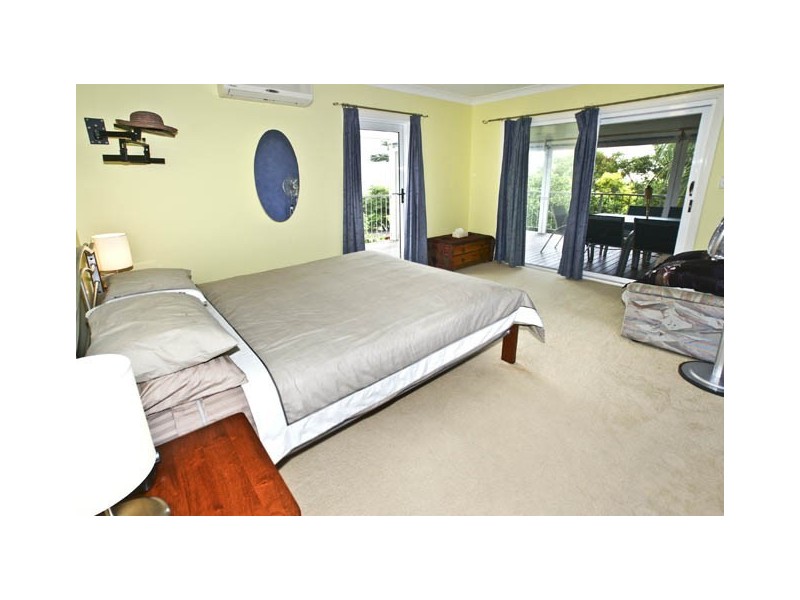 10 Alexander Street, Scarborough QLD 4020