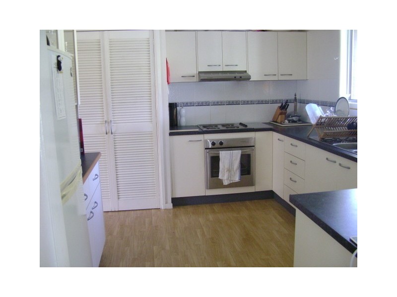 225 MacDonnell Road, Clontarf QLD 4019
