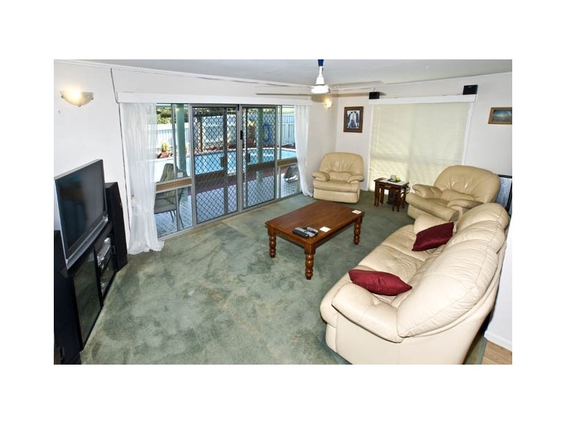 225 MacDonnell Road, Clontarf QLD 4019