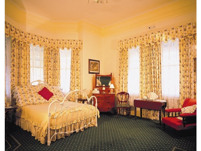1 Esplanade, Strahan TAS 7468