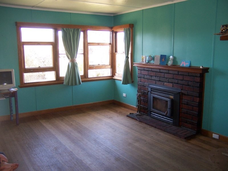 49 Henry Street, Triabunna TAS 7190