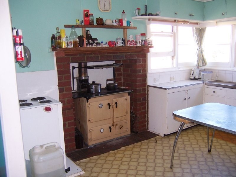 49 Henry Street, Triabunna TAS 7190