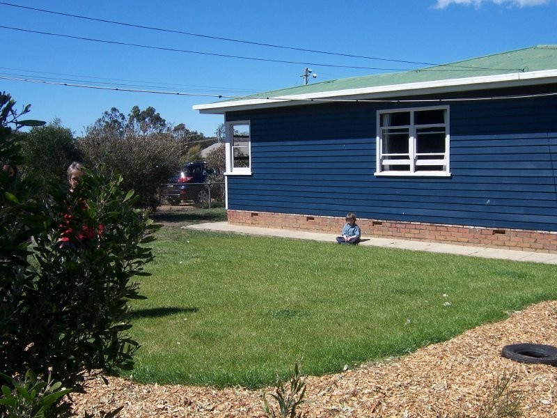 49 Henry Street, Triabunna TAS 7190