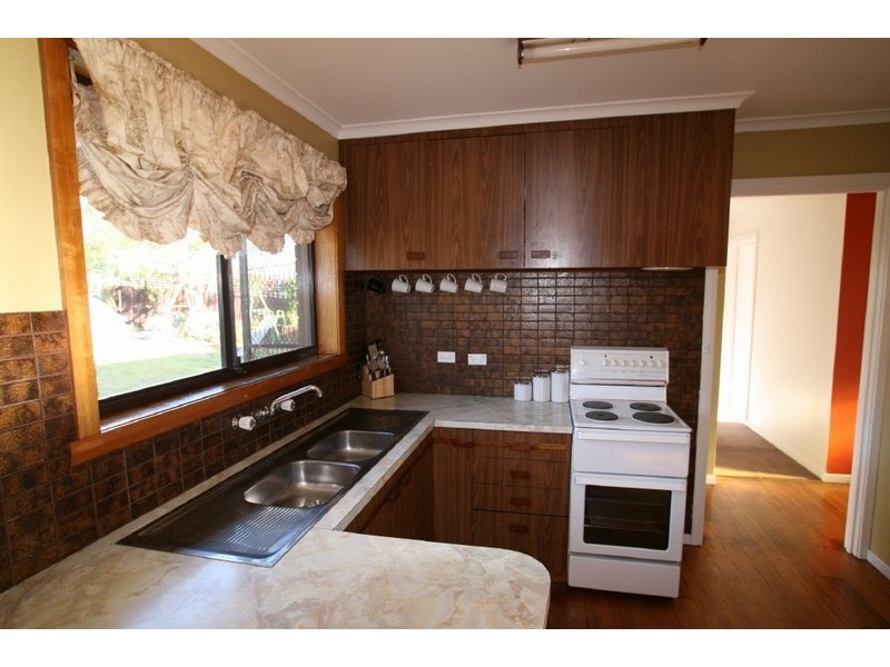 8 Barton Crescent, Bridgewater TAS 7030