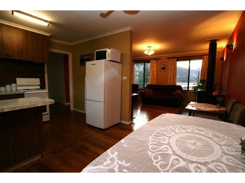 8 Barton Crescent, Bridgewater TAS 7030