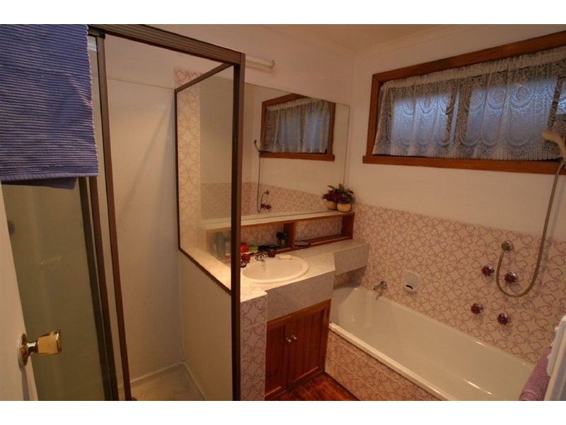 8 Barton Crescent, Bridgewater TAS 7030