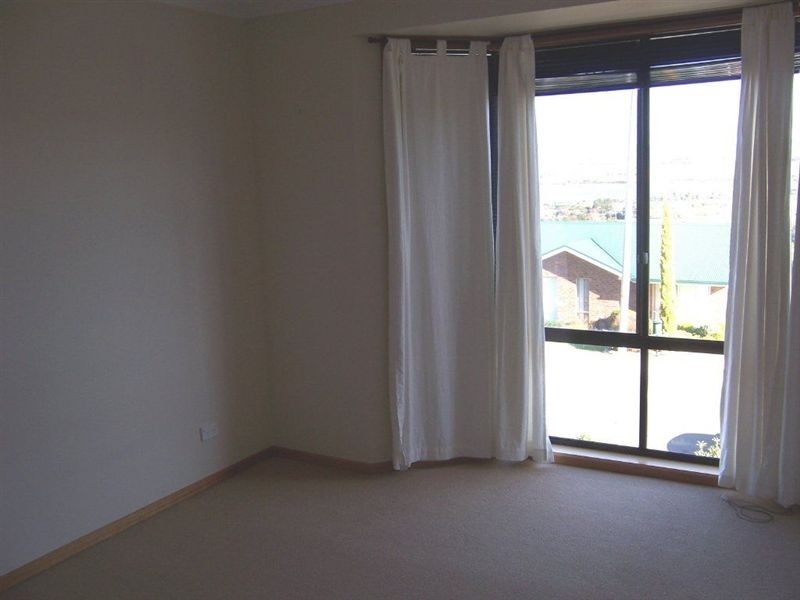 35 Cologne Drive, Oakdowns TAS 7019