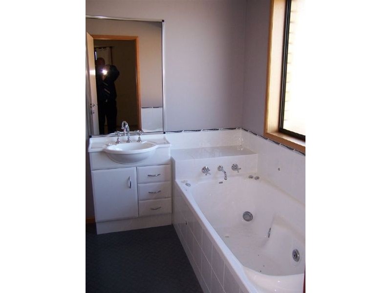 35 Cologne Drive, Oakdowns TAS 7019