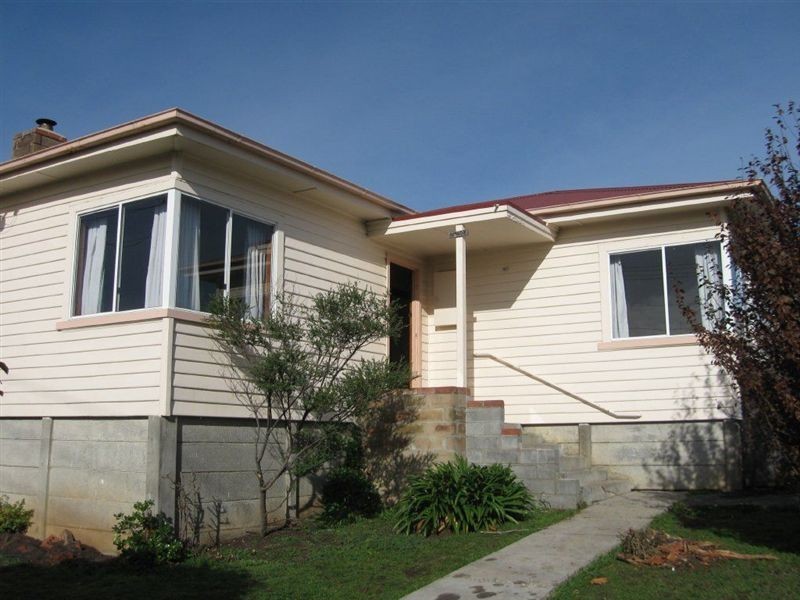 102 Gepp Parade, Derwent Park TAS 7009