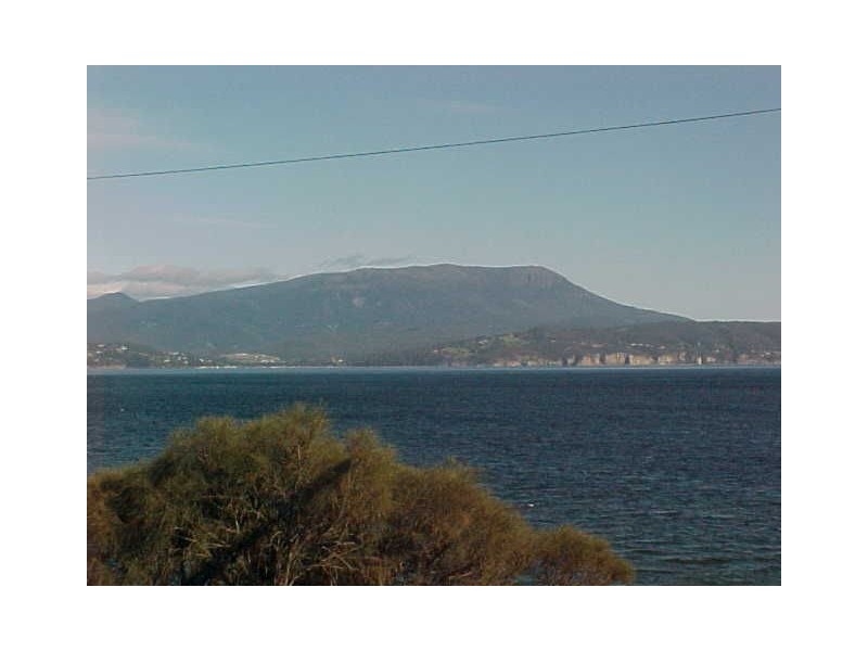 19 Jetty Road, South Arm TAS 7022
