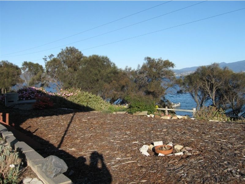 19 Jetty Road, South Arm TAS 7022
