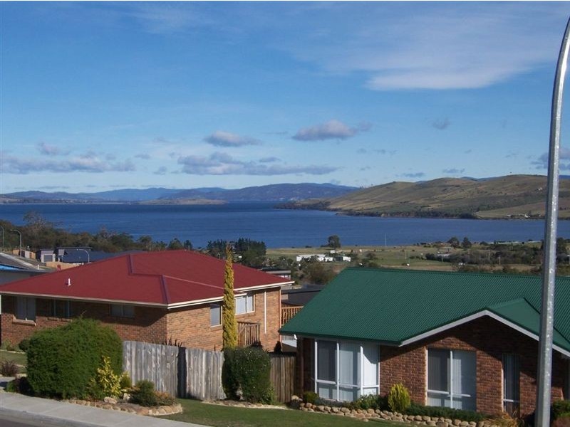 35 Colonge Drive, Oakdowns TAS 7019