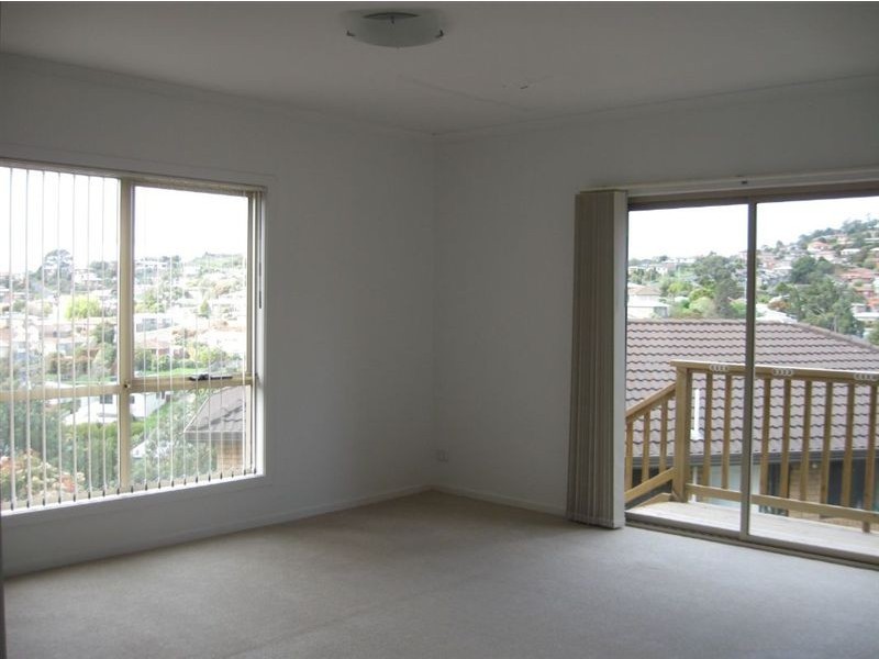 8/4 Nagle PLace, Glenorchy TAS 7010