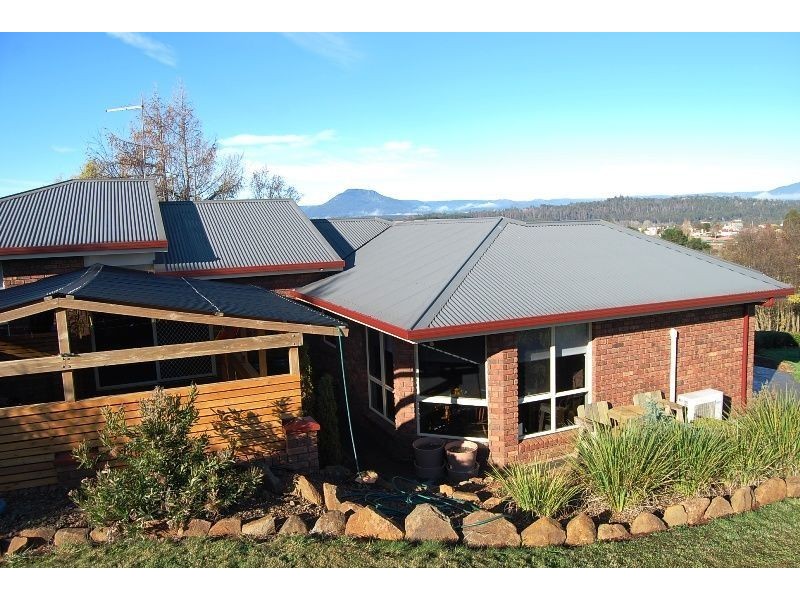 9 Blake Street, Deloraine TAS 7304