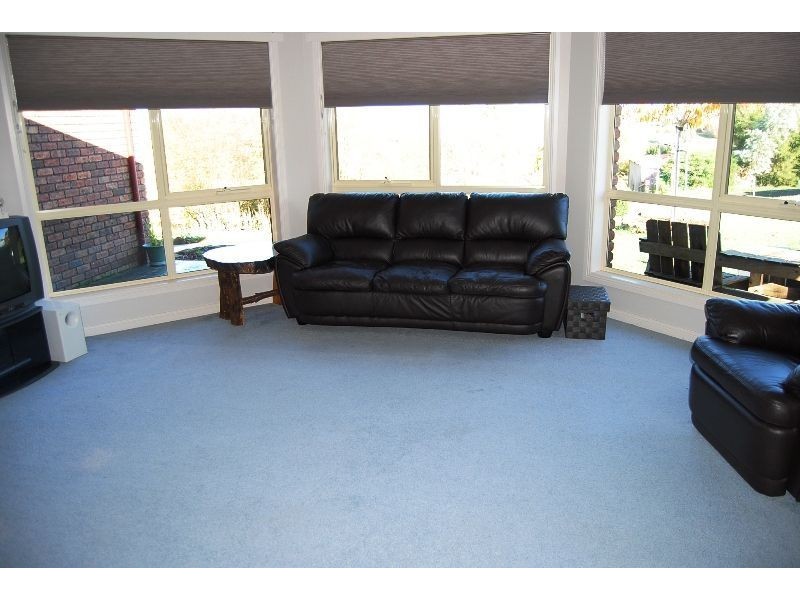 9 Blake Street, Deloraine TAS 7304