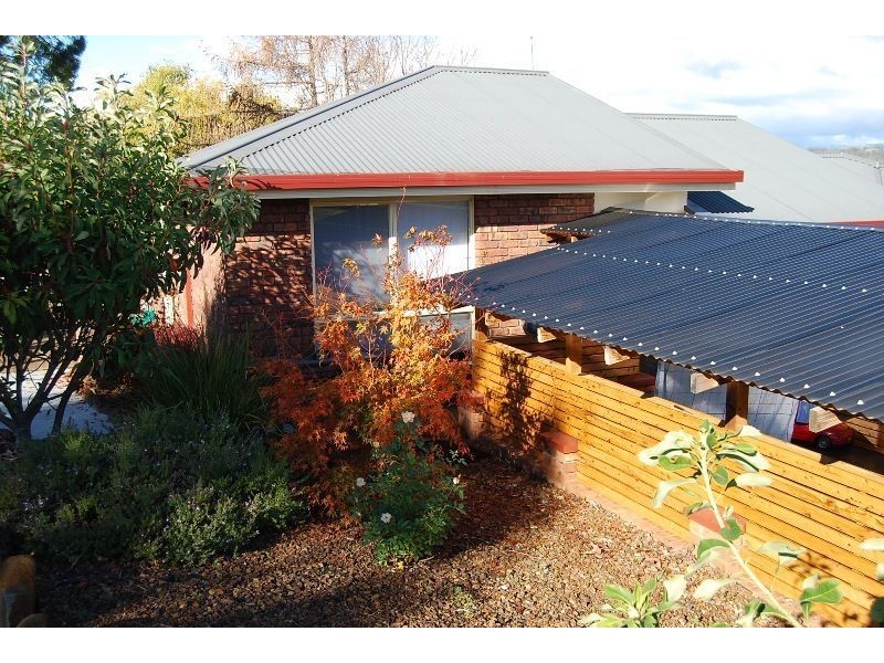 9 Blake Street, Deloraine TAS 7304