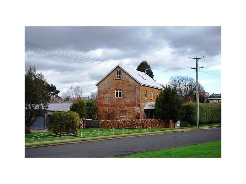 16 Beefeater Street, Deloraine TAS 7304
