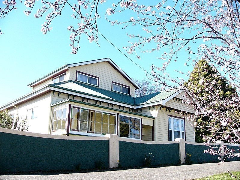 Deloraine TAS 7304