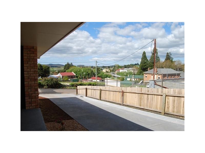 14 West Barrack Street, Deloraine TAS 7304