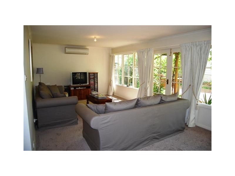 37 West Parade, Deloraine TAS 7304
