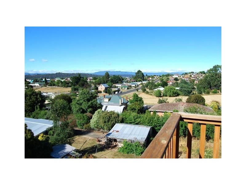 4 Blake Street, Deloraine TAS 7304
