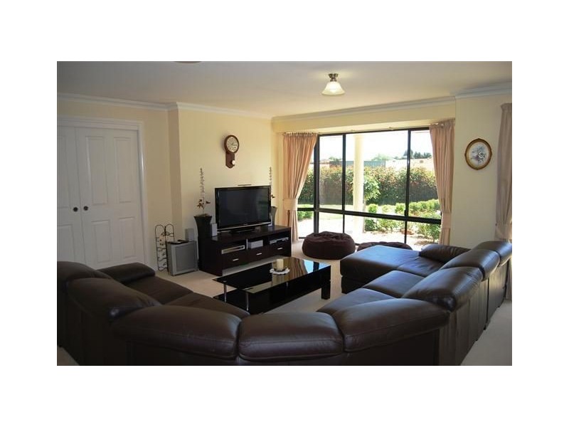 50 Dry Street, Deloraine TAS 7304