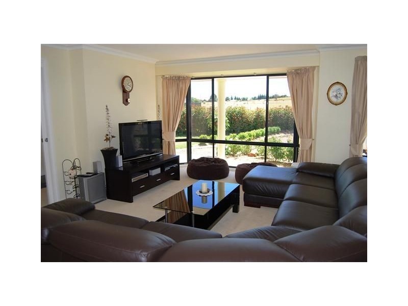 50 Dry Street, Deloraine TAS 7304