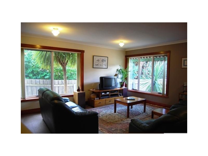 32 West Barrack Street, Deloraine TAS 7304