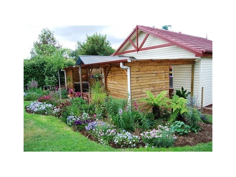 32 West Barrack Street, Deloraine TAS 7304