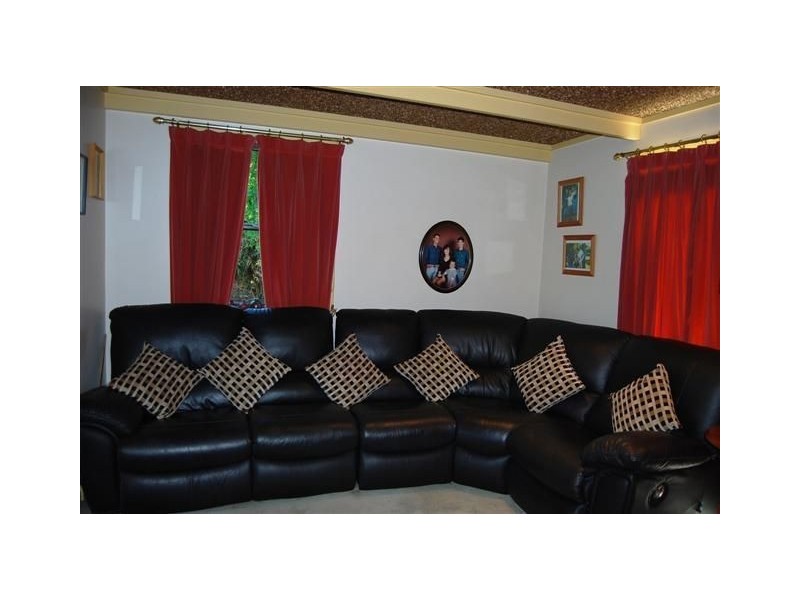 85 West Barrack Street, Deloraine TAS 7304