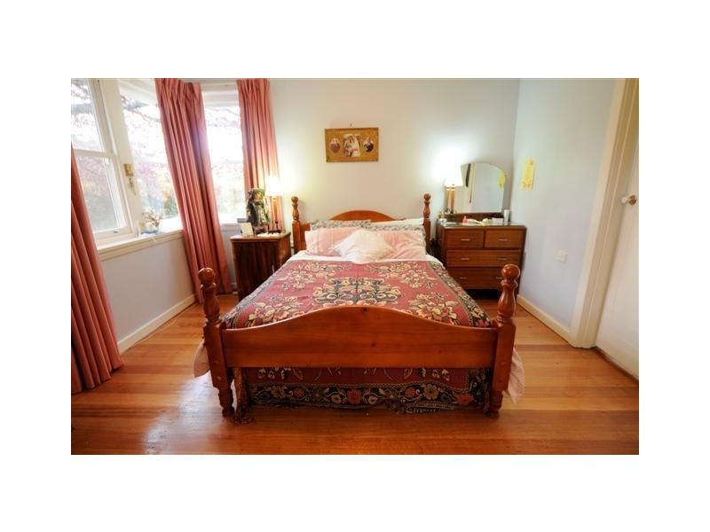 1 Lonsdale Promenade, Westbury TAS 7303