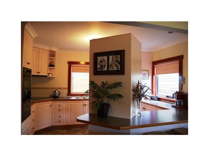 32 West Barrack Street, Deloraine TAS 7304