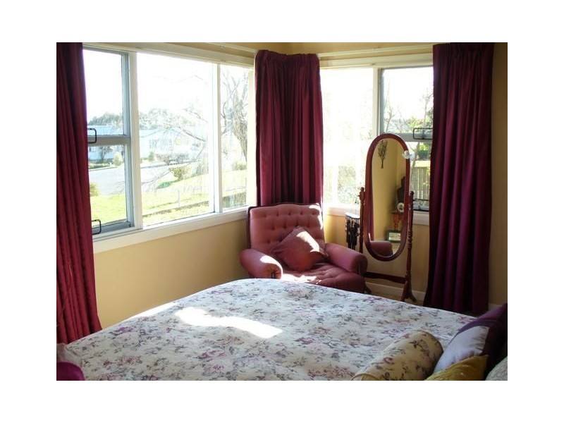 143 Emu Bay Road, Deloraine TAS 7304