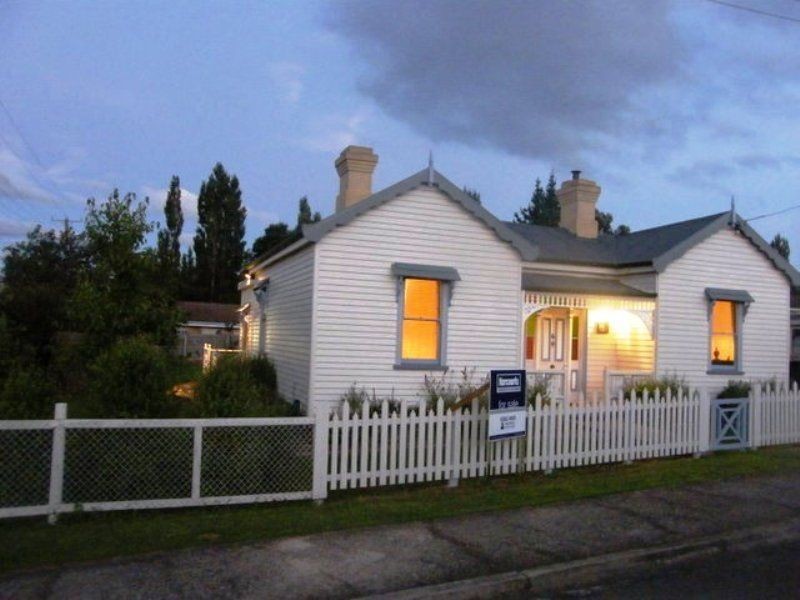 6 Railway Street, Deloraine TAS 7304