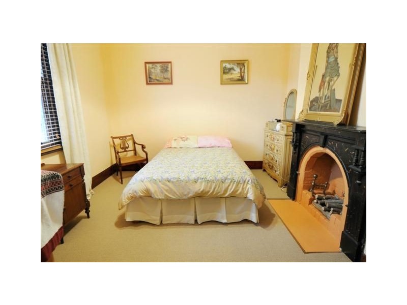 6 Railway Street, Deloraine TAS 7304