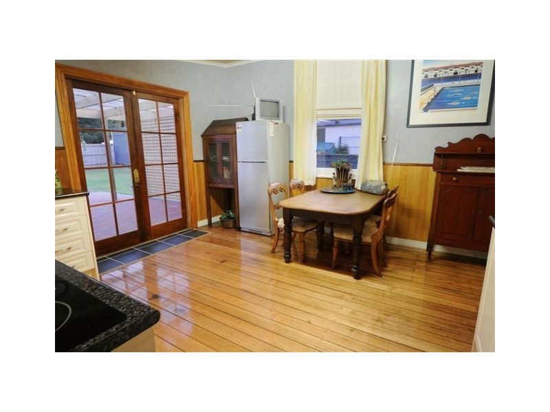 6 Railway Street, Deloraine TAS 7304