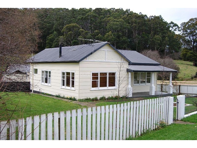 2 Pioneer Drive, Mole Creek TAS 7304