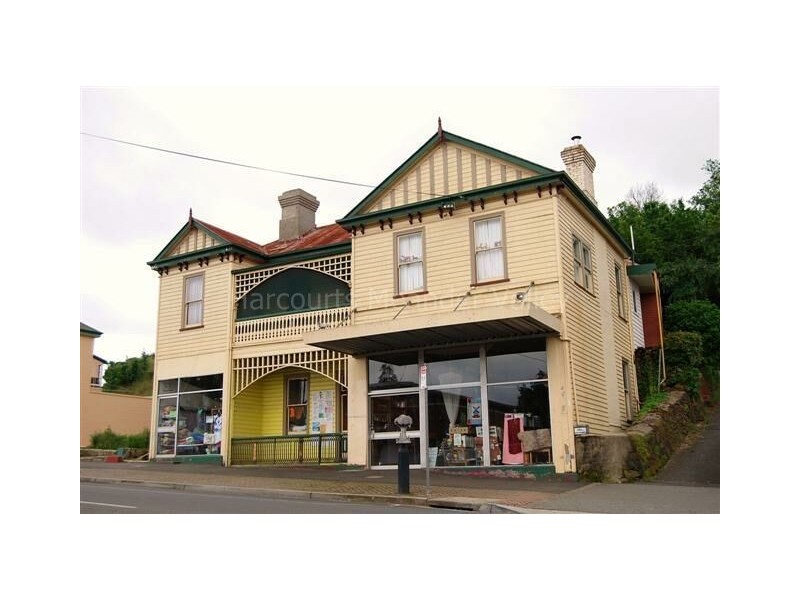 31 Emu Bay Road, Deloraine TAS 7304