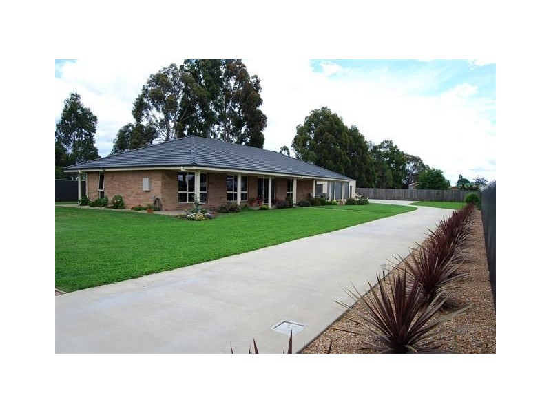 40 Taylor Street, Westbury TAS 7303