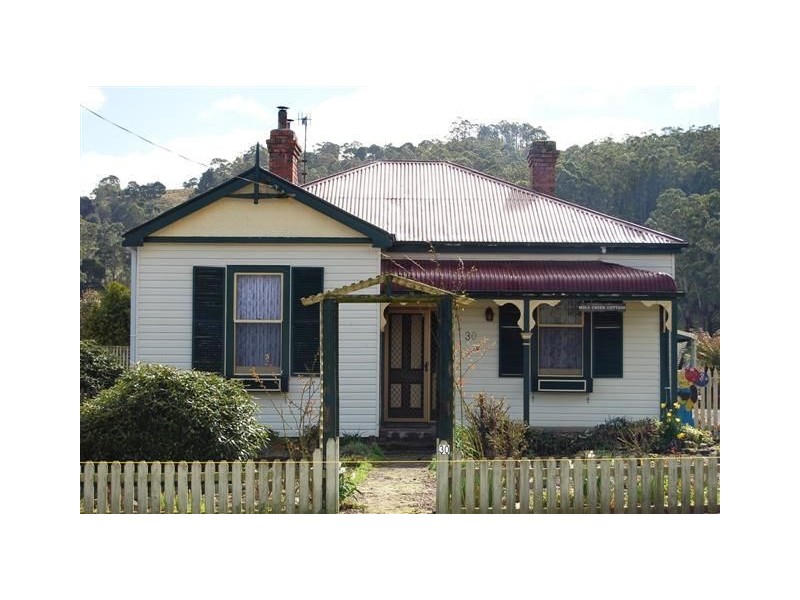 30 Pioneer Drive, Mole Creek TAS 7304