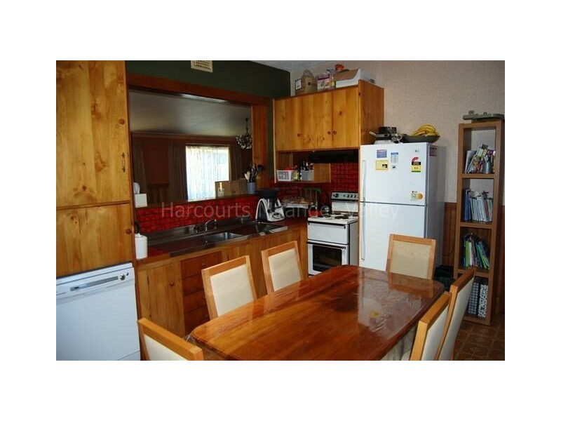 33 West Parade, Deloraine TAS 7304