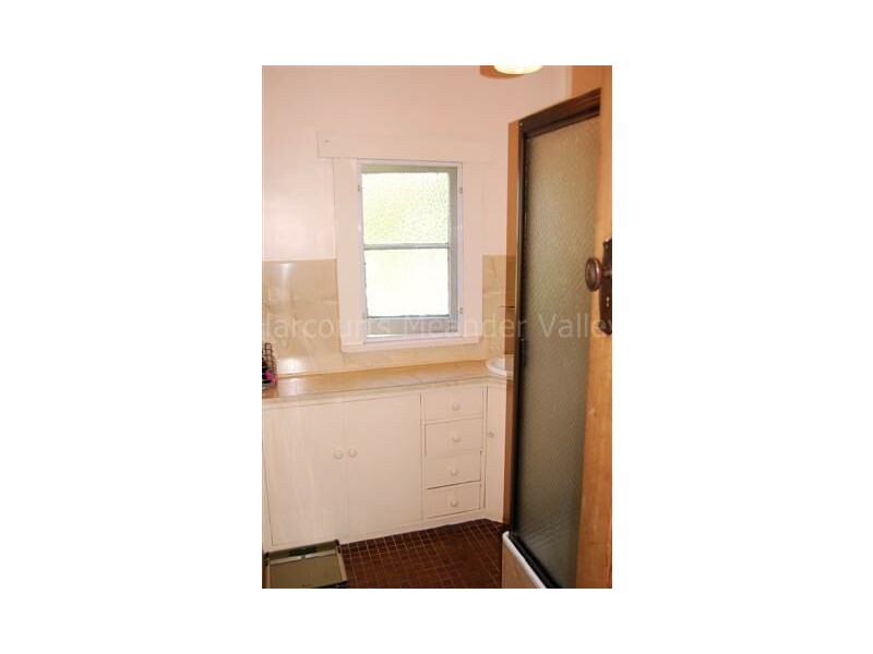 33 West Parade, Deloraine TAS 7304