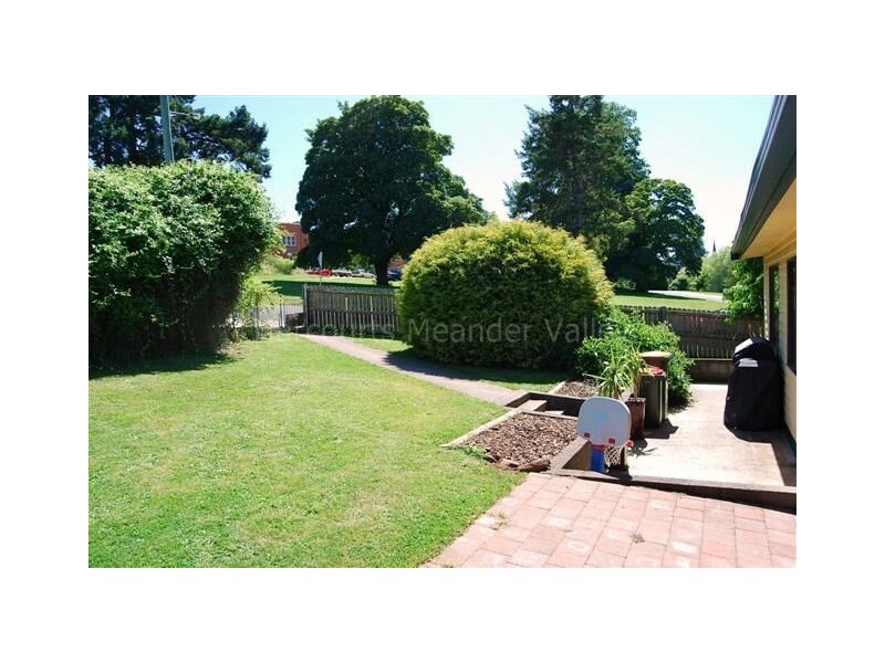 33 West Parade, Deloraine TAS 7304