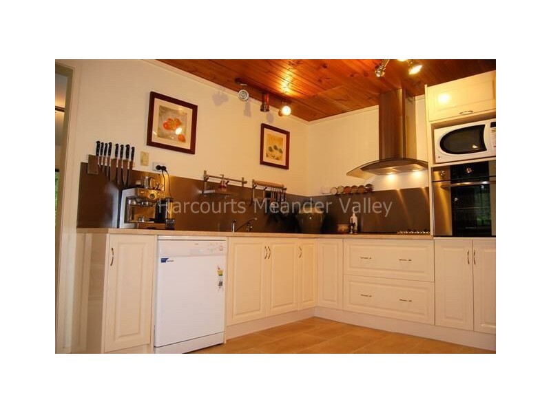 13515 Highland Lakes Road, Golden Valley TAS 7304