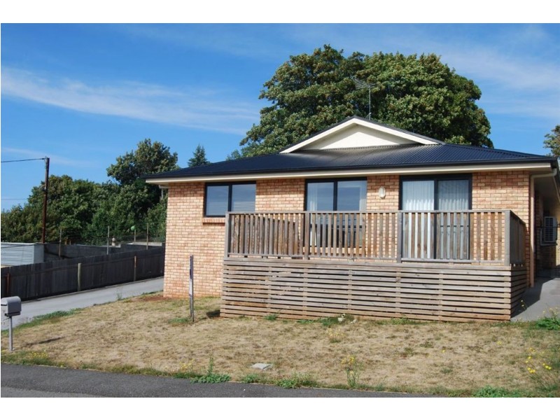 14 West Barrack Street, Deloraine TAS 7304