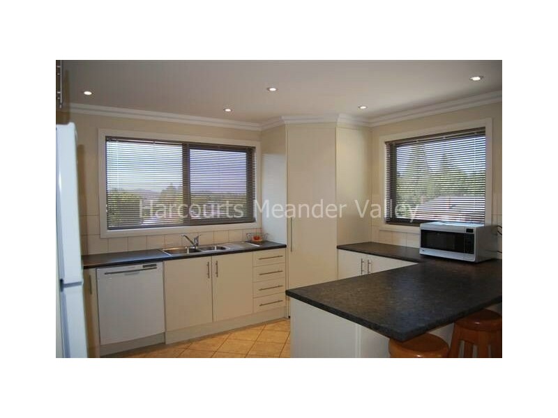 14 West Barrack Street, Deloraine TAS 7304