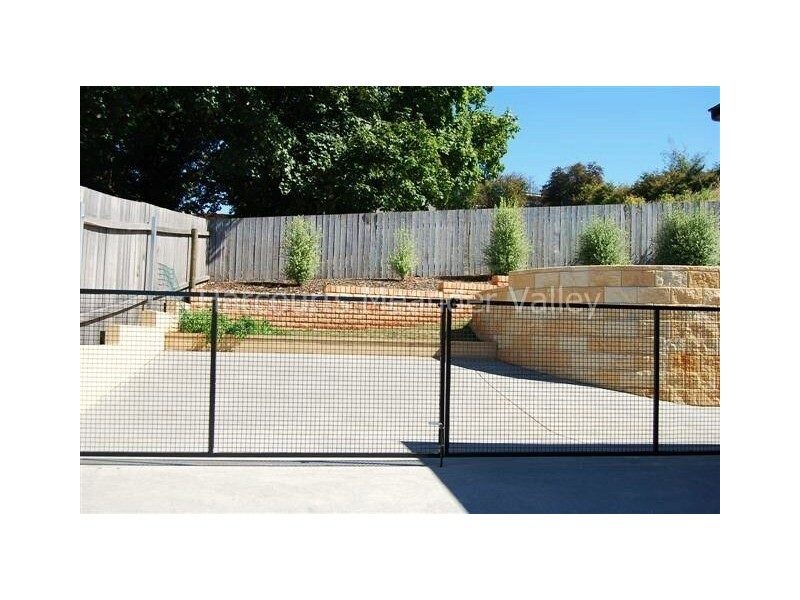 14 West Barrack Street, Deloraine TAS 7304